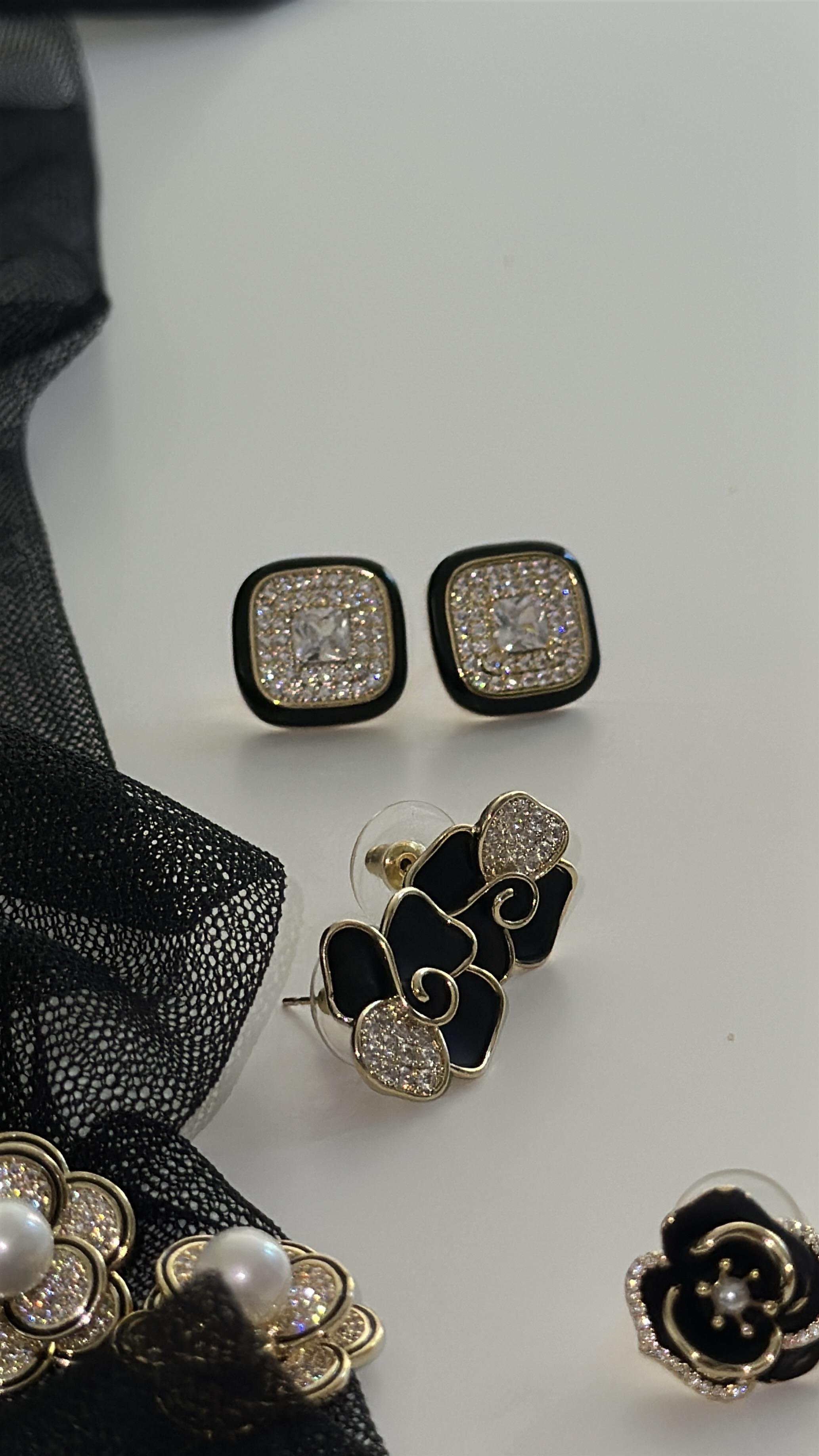 Nivae Küpe Atelier Duygu.