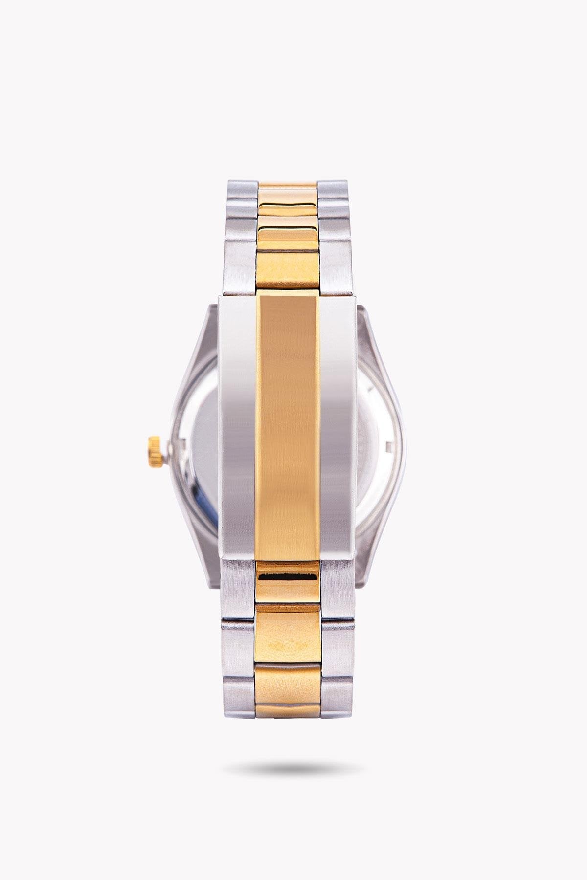 James Saat Atelier Duygu.