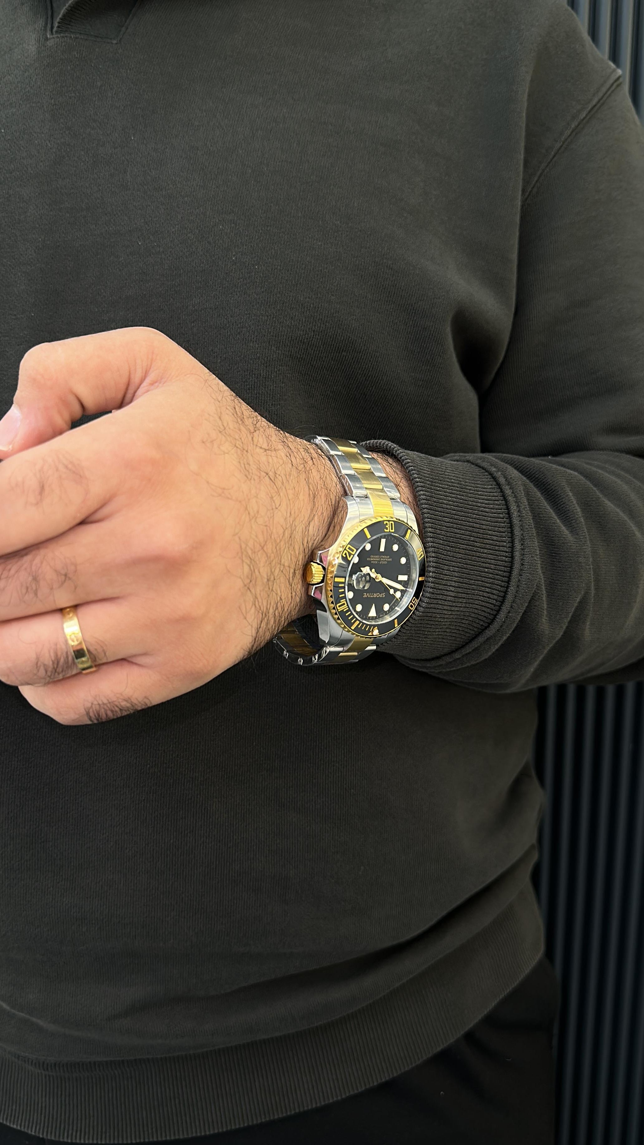 James Saat Atelier Duygu.