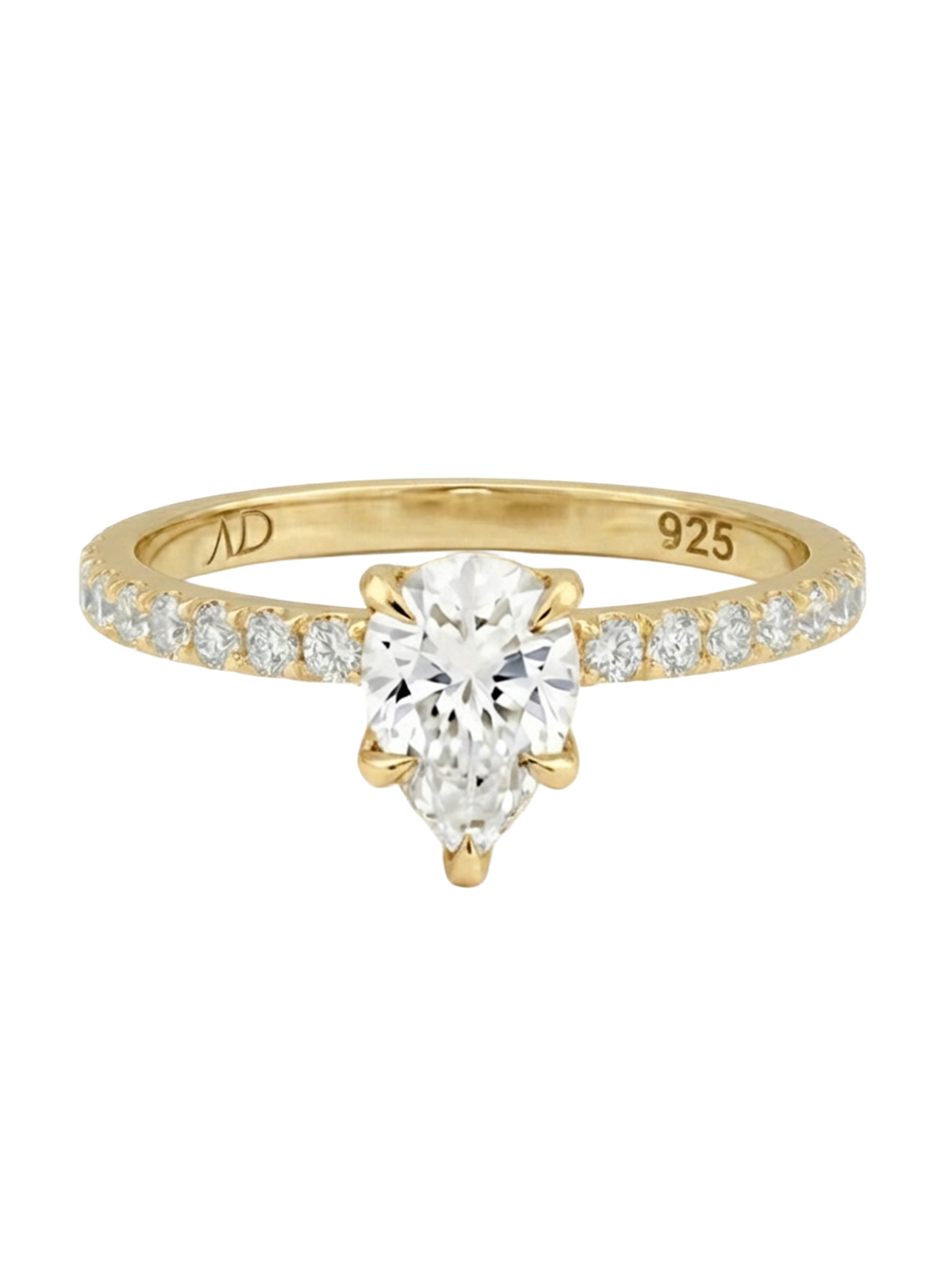 1.0CT Pear Cut Eternity Yüzük, Gold, Silver ve Rose Gold seçenekleriyle, ince bant yapısıyla zarif bir kombin oluşturan lüks bir takı.