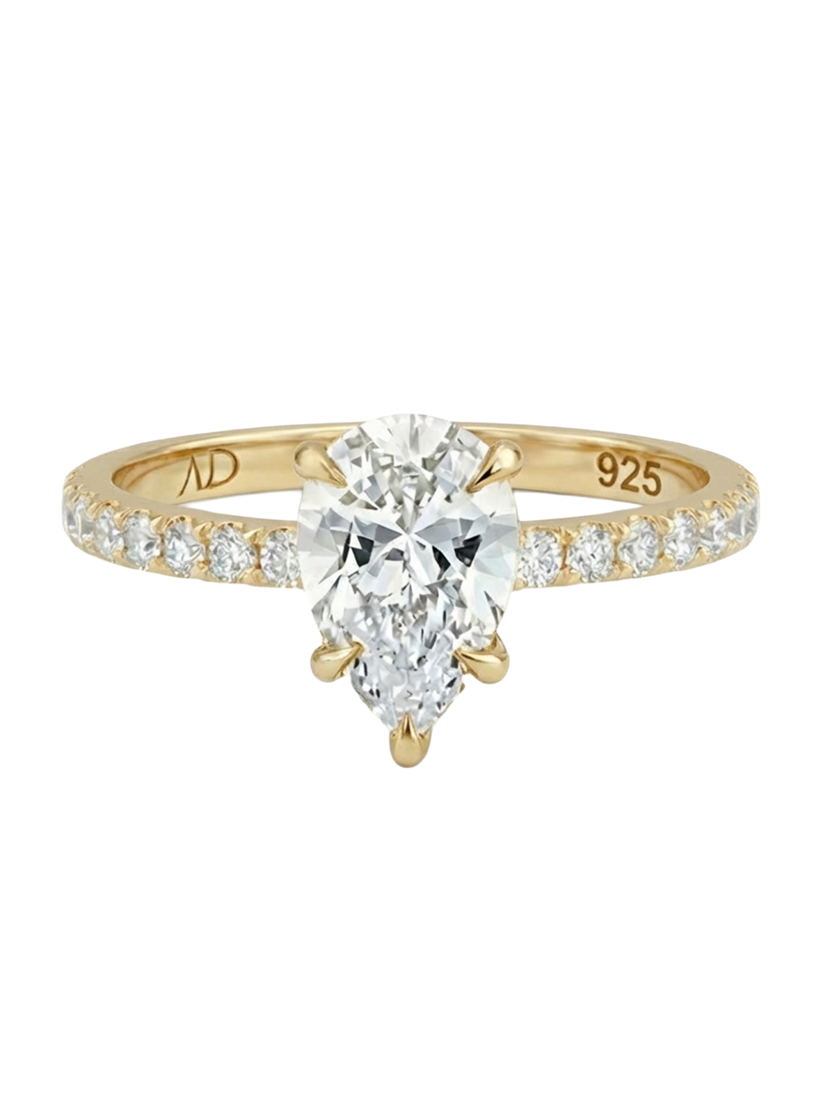 Güçlü ve zarif tasarımıyla 2.0CT Pear Cut Eternity Yüzük, özel günler için mükemmel bir seçim.