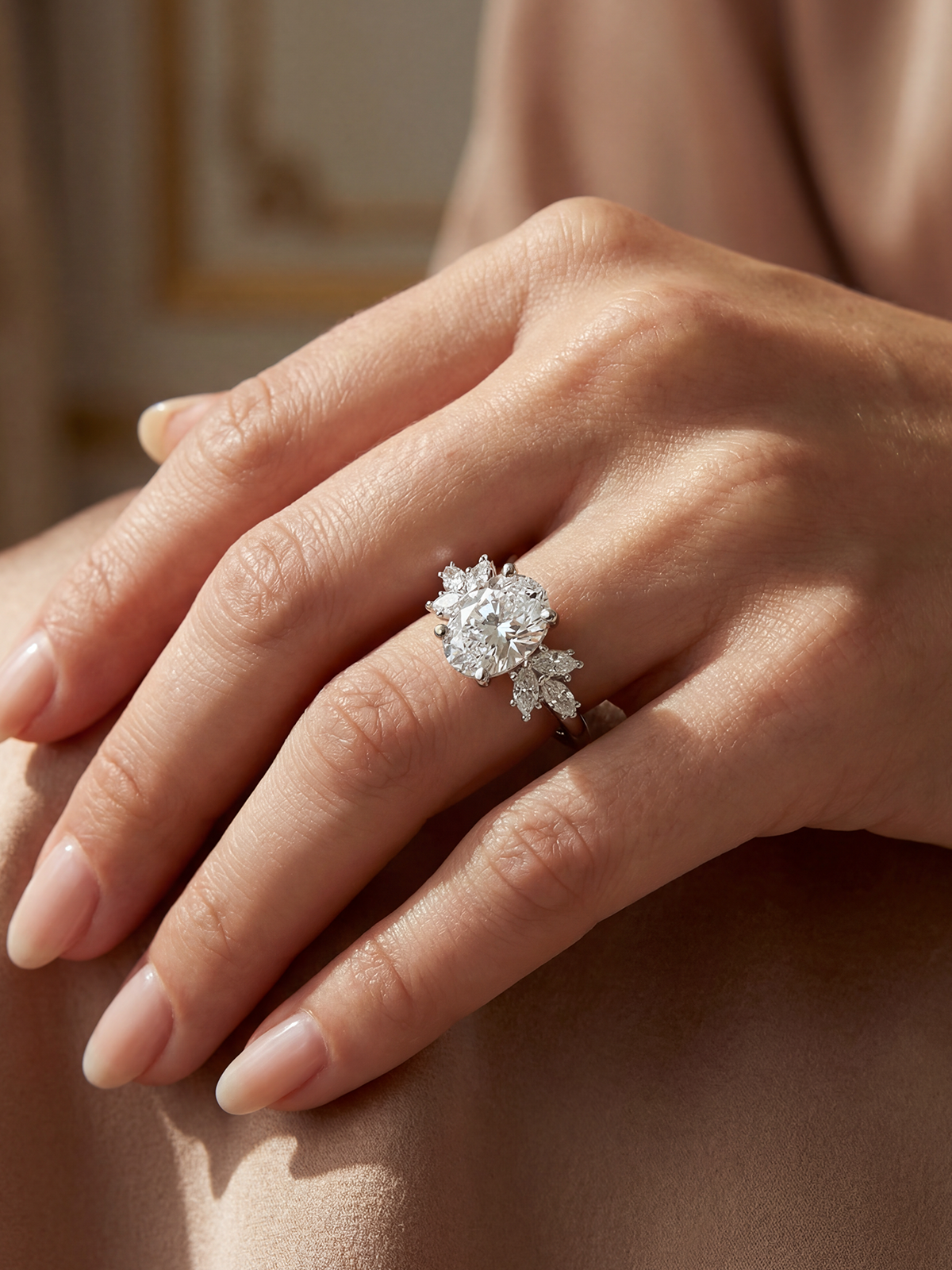 2.3CT | Oval Cut Floral Eternity Yüzük