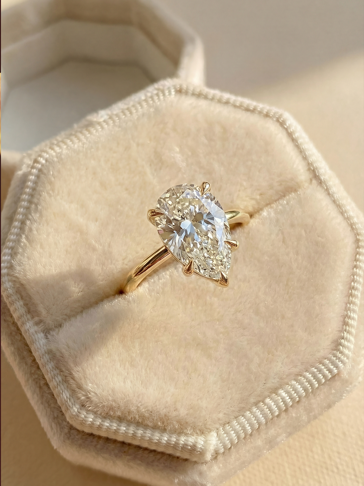 3.0CT | Pear Cut Yüzük