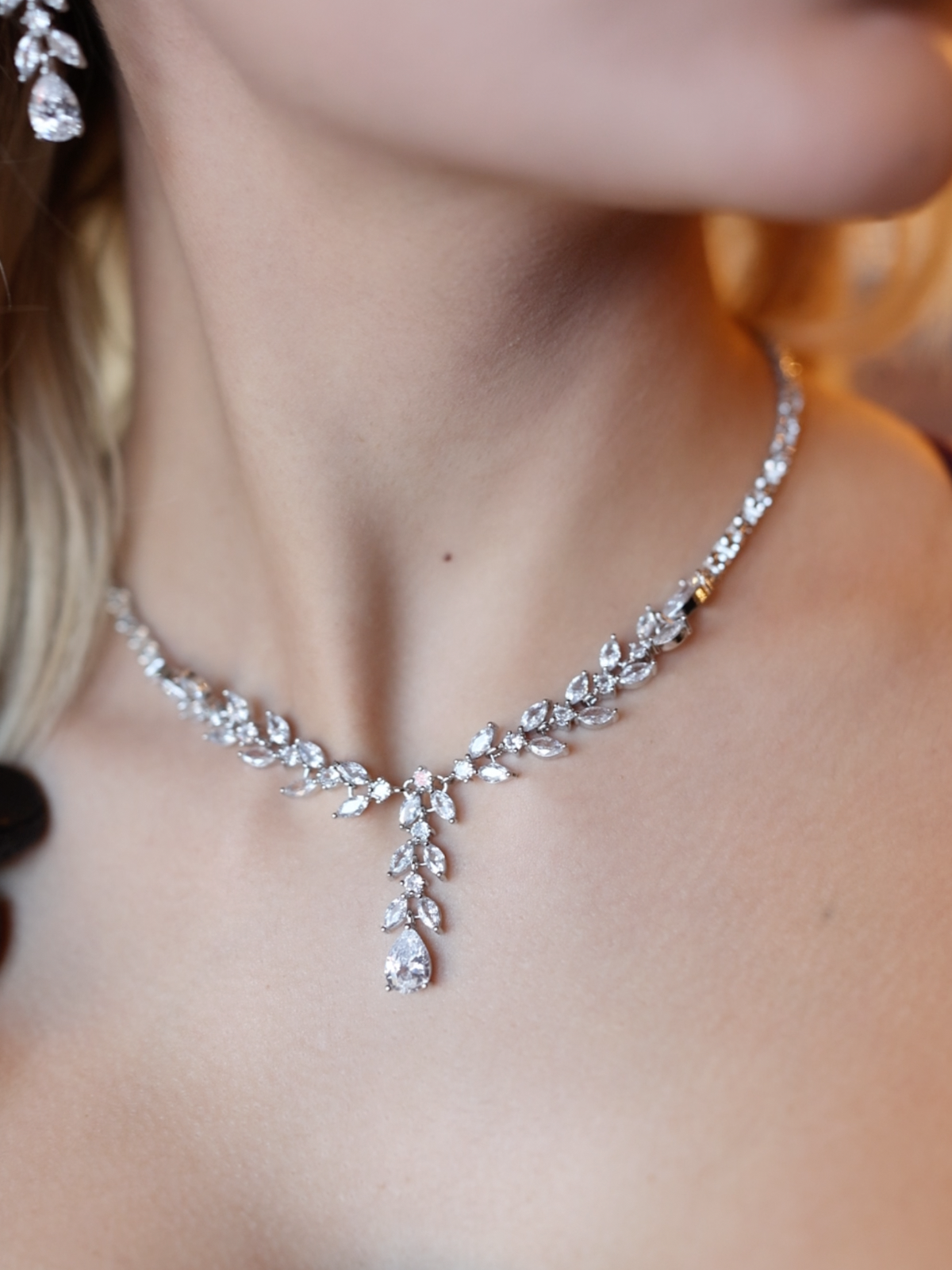 Ava Kolye - Küpe Set