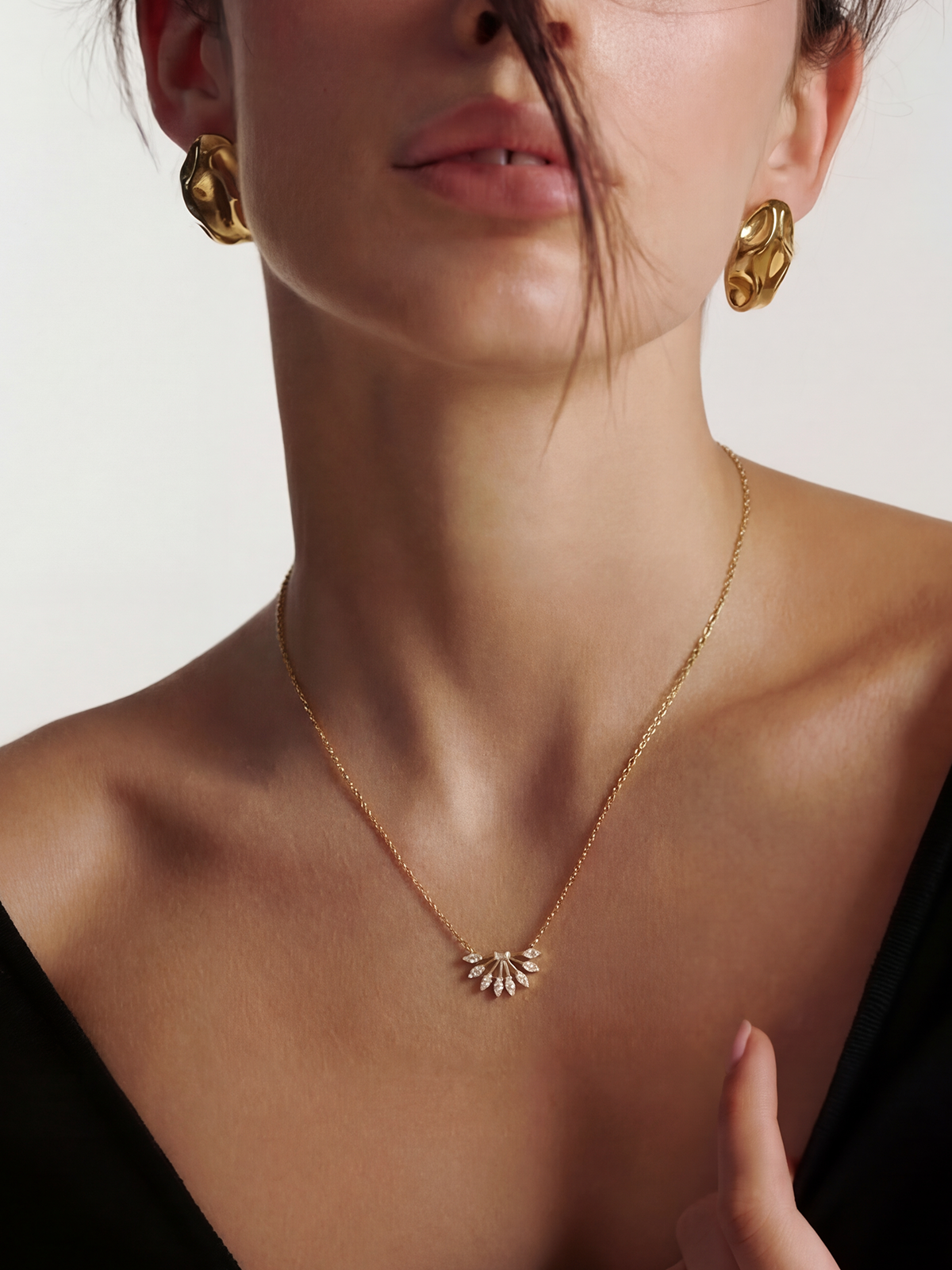 Solea Markiz Taşlı Kolye