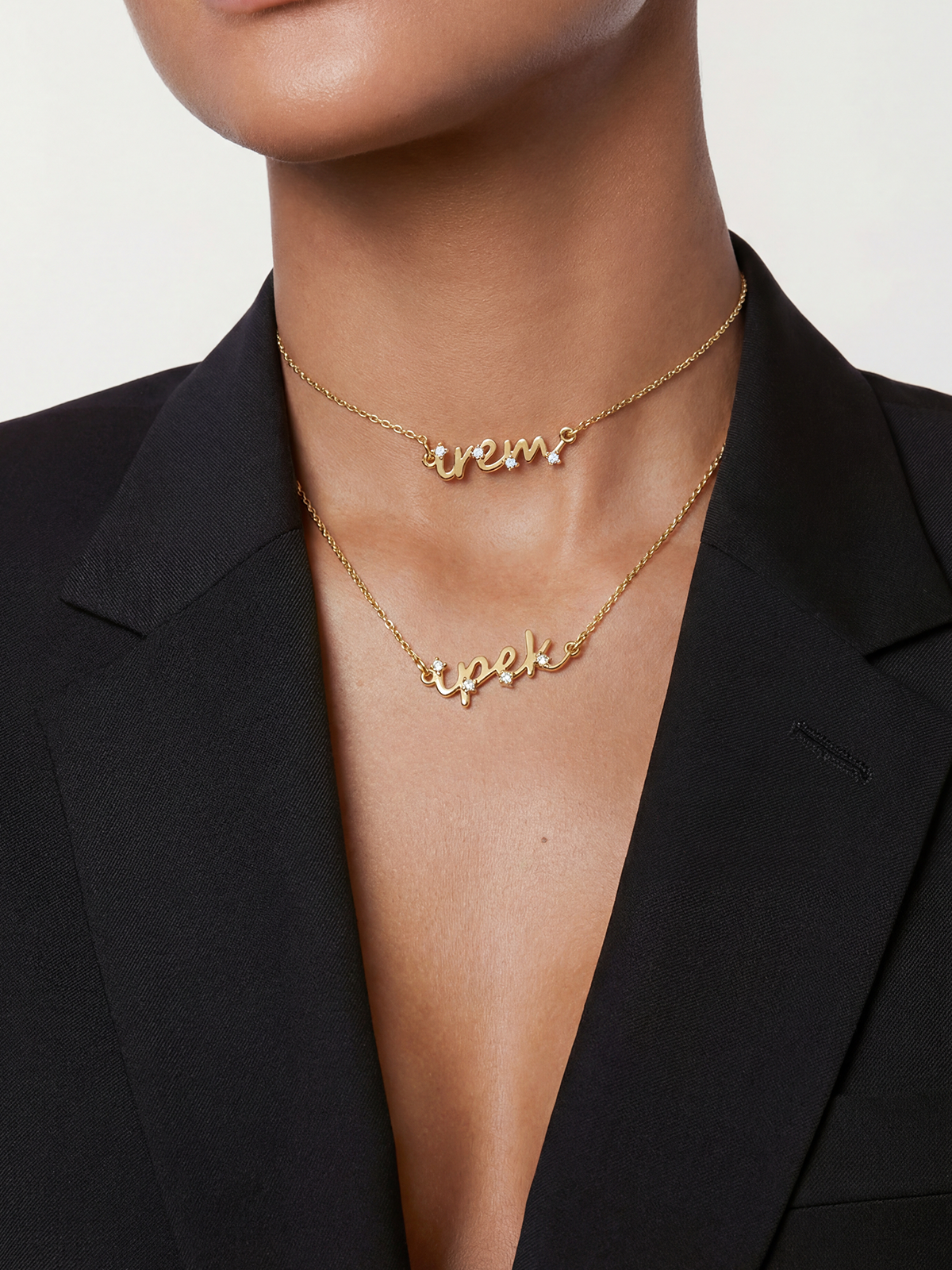 Nova Taşlı İsim Kolye