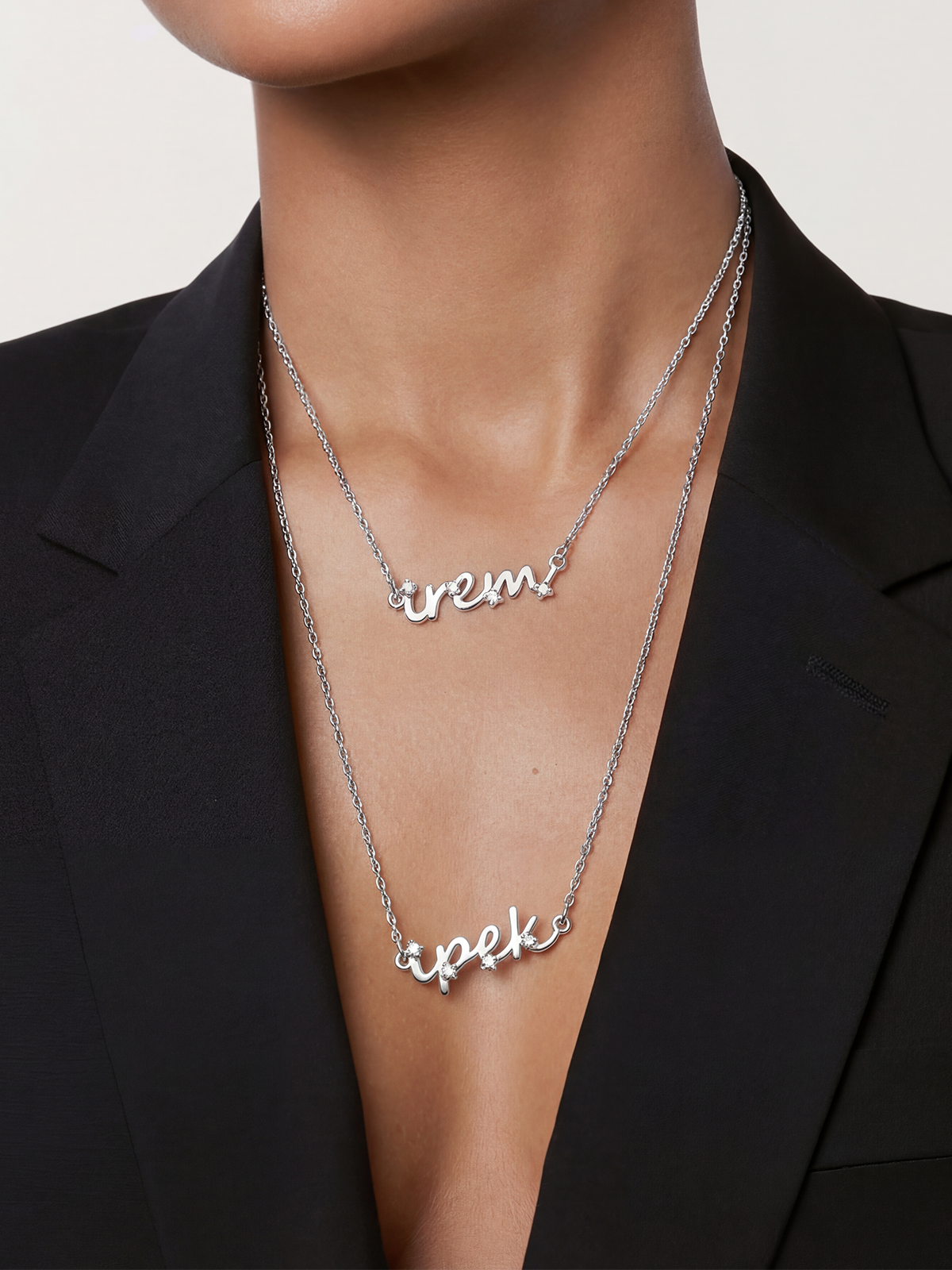 Nova Taşlı İsim Kolye